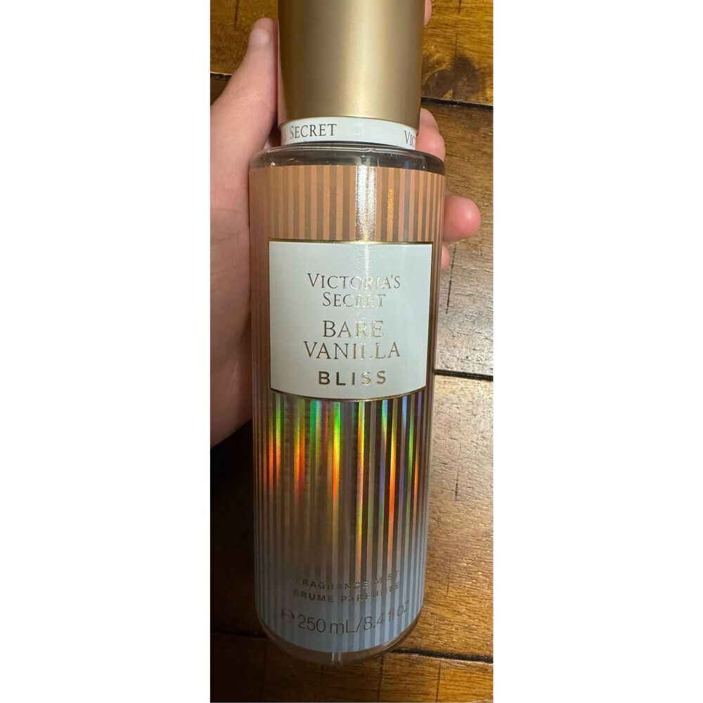 Victoria’s Secret Bare Vanilla Bliss Fragrance Mist- 8.4 oz